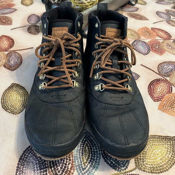 Keds sneaker boot. Super cute! Size 10. Leather laces - Picture 3 of 7